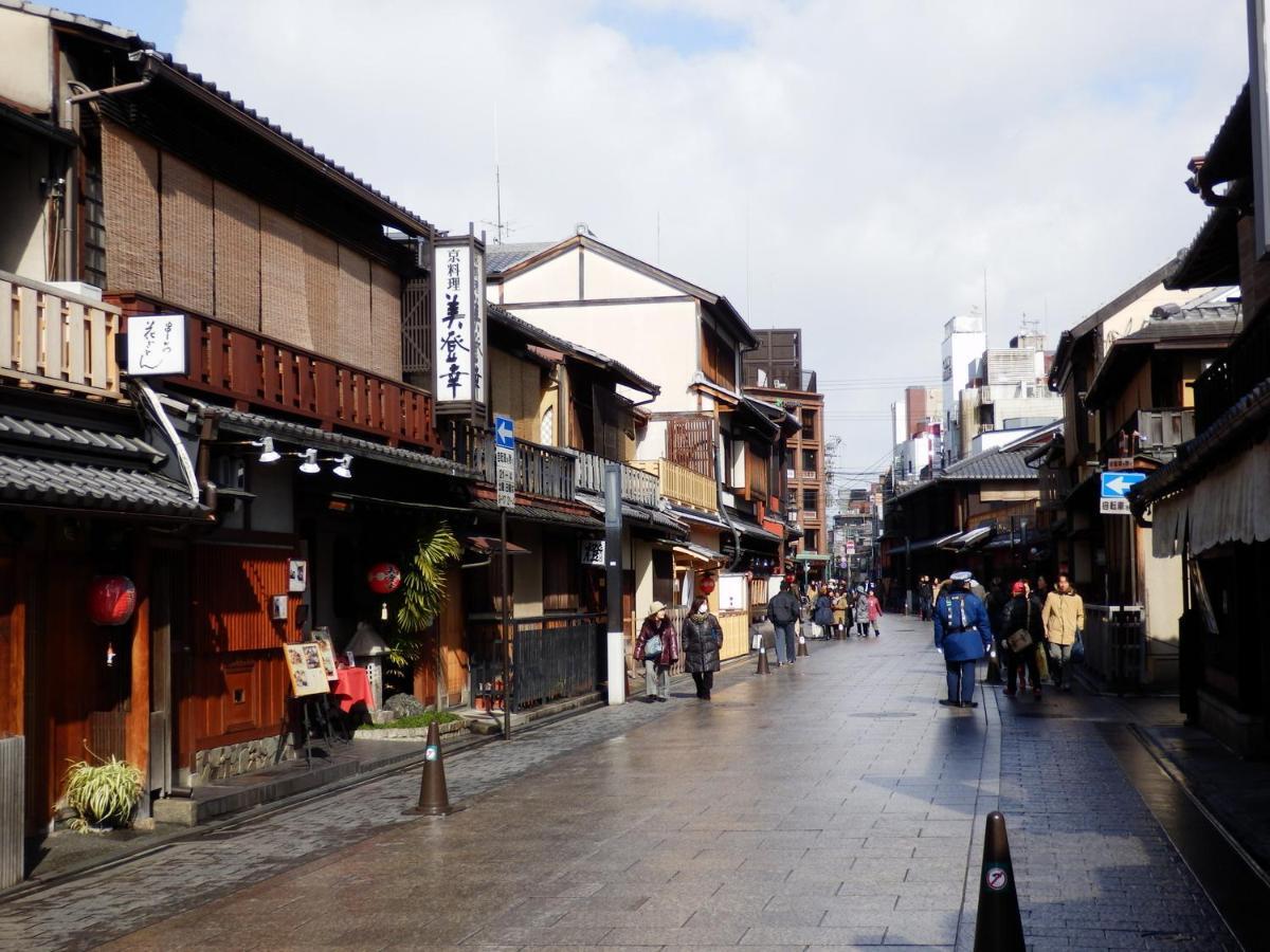 Bright Hotel Kiyomizu Киото Экстерьер фото